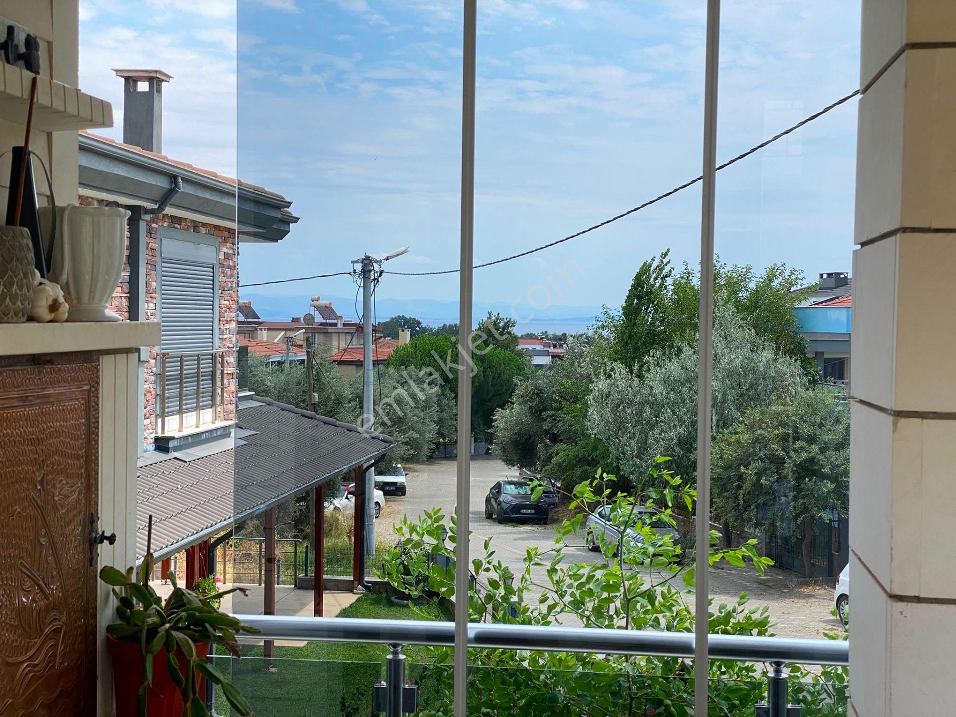 Altınoluk Merkezde Deniz Manzaralı, "1+1 Ek Daireli" Ve Geniş Bahçeli 3+1 Özel Villa - Görsel 26