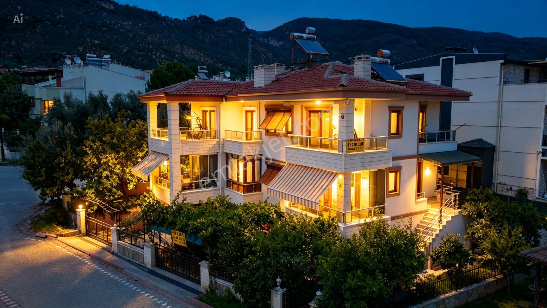 Altınoluk Merkezde Deniz Manzaralı, "1+1 Ek Daireli" Ve Geniş Bahçeli 3+1 Özel Villa - Görsel 45
