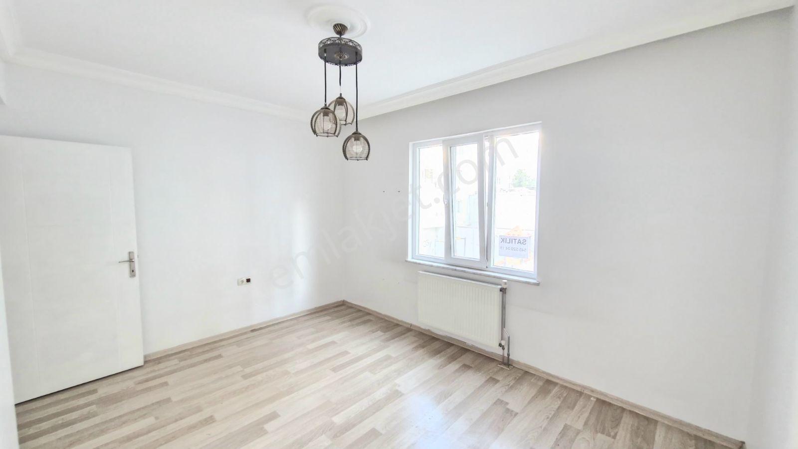 Ymz'den Satılık Ara'kat Duşakabin'li Cam Balkon'lu 2+1 Daire.. - Görsel 8