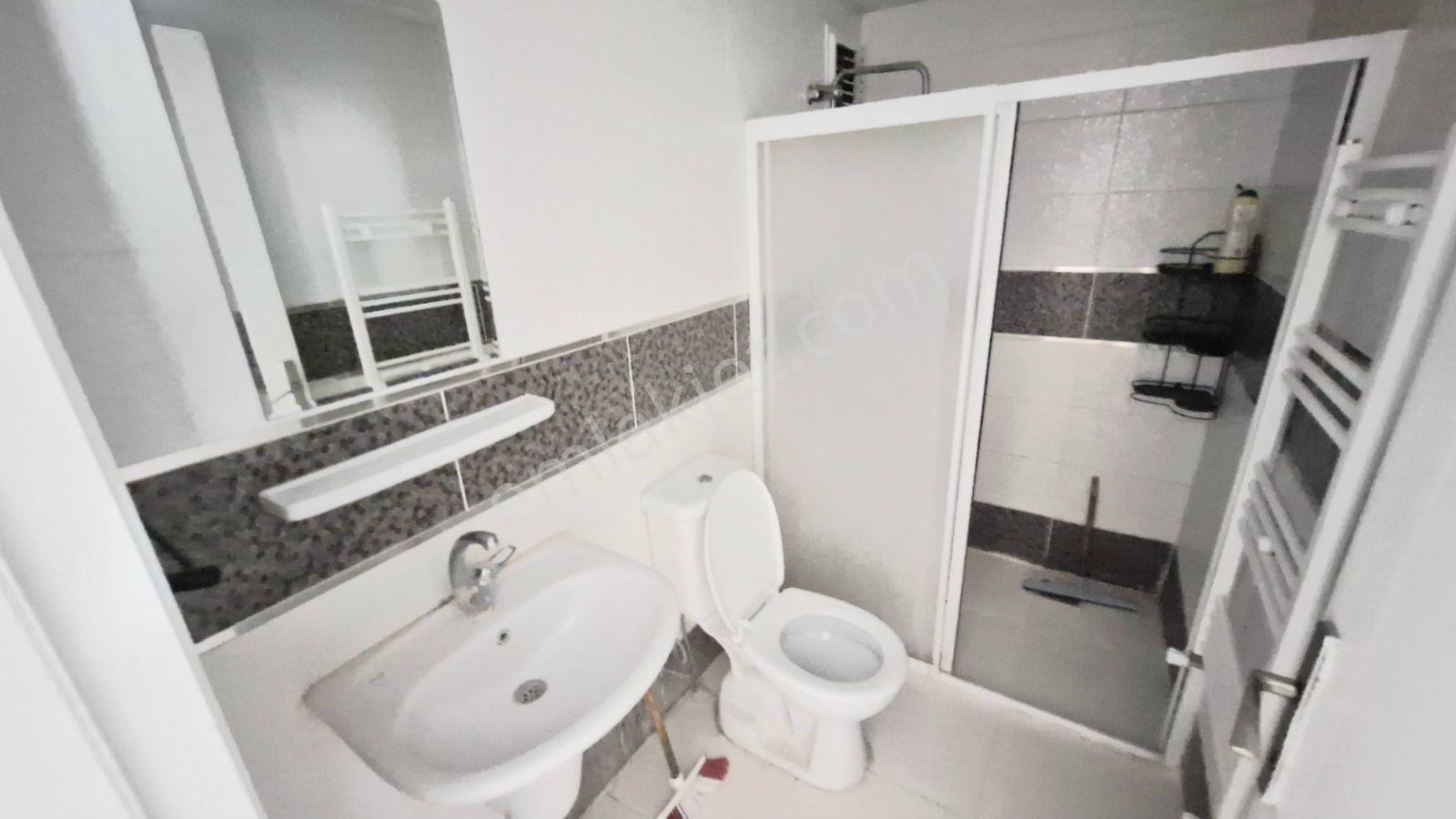 Ymz'den Satılık Ara'kat Duşakabin'li Cam Balkon'lu 2+1 Daire.. - Görsel 10