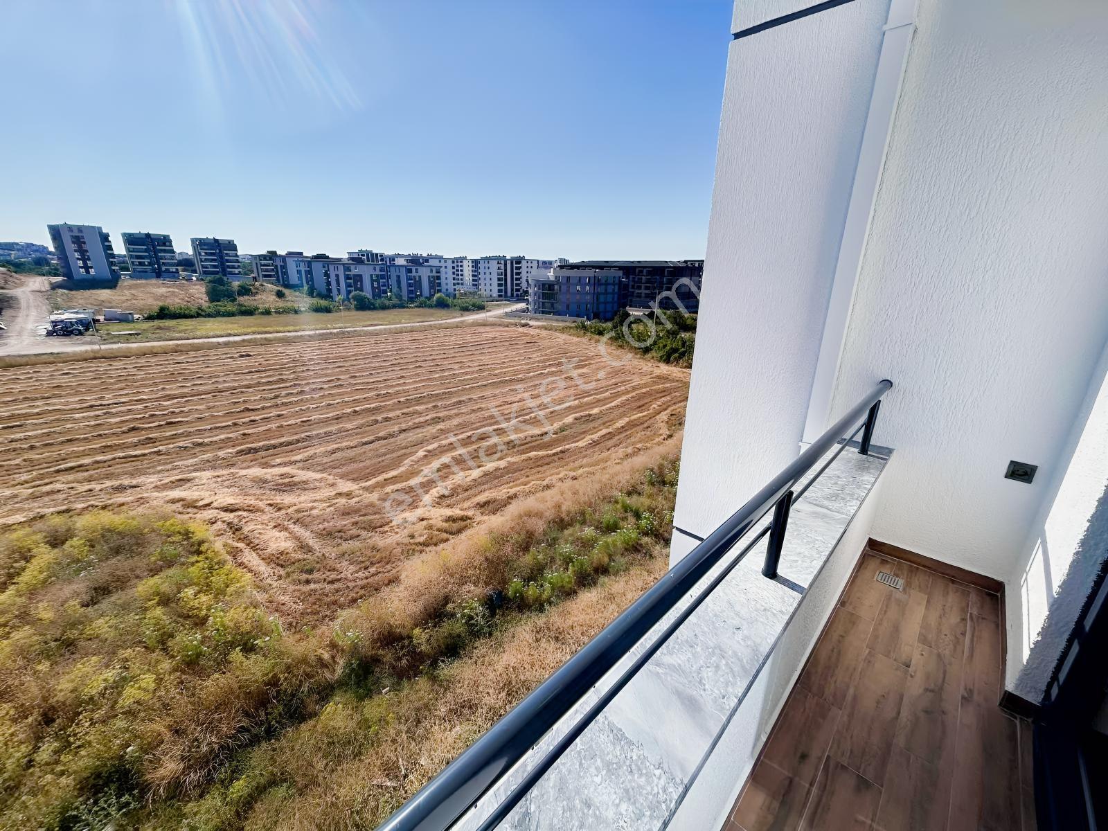 Kayapa Esma Park Evleri Havuzlu Sitede Kiralık Sıfır 3+1 Arakat - Görsel 16
