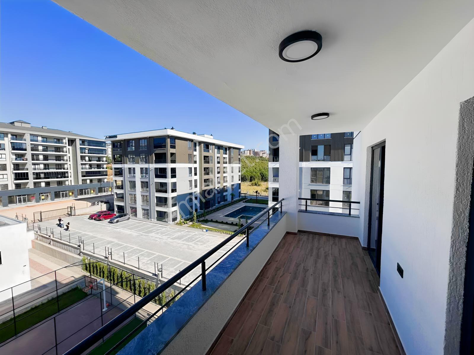 Kayapa Esma Park Evleri Havuzlu Sitede Kiralık Sıfır 3+1 Arakat - Görsel 10