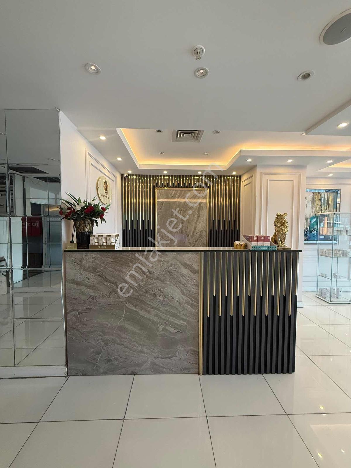 Esenyurt Eskule Avm De 200m2 Satılık Dükkan - Görsel 2