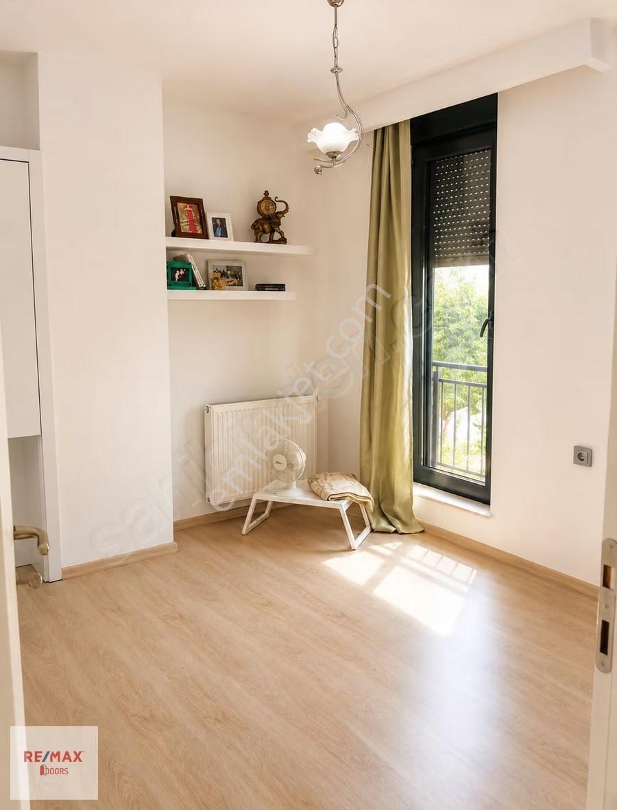 Antalya Doğayla İç İçe Asansörlü 4+1 Eşyalı Kiralık Villa - Görsel 11