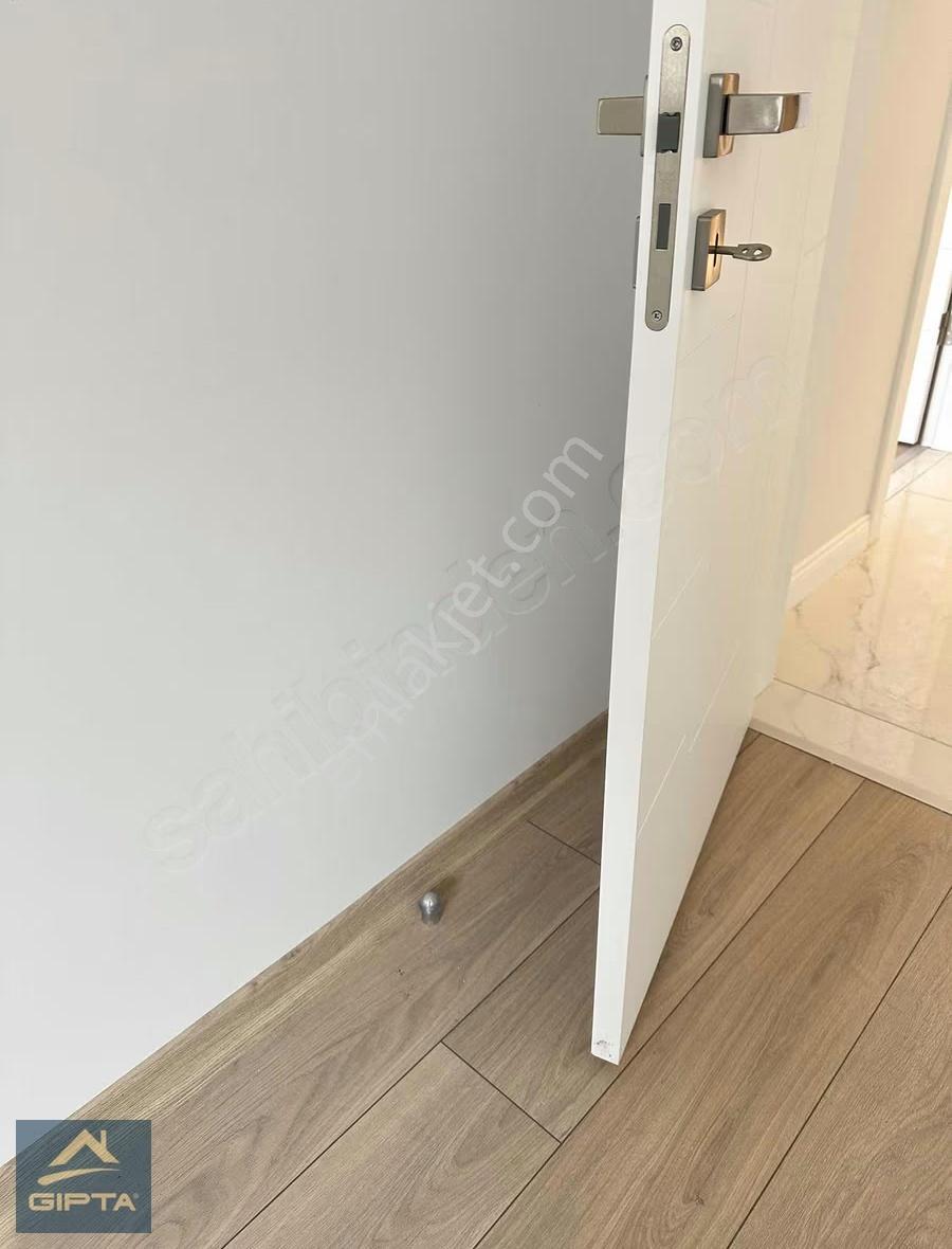 Gıpta İnşaattan 150 M2 3+1 Lüks Bahçe Katı - Görsel 21