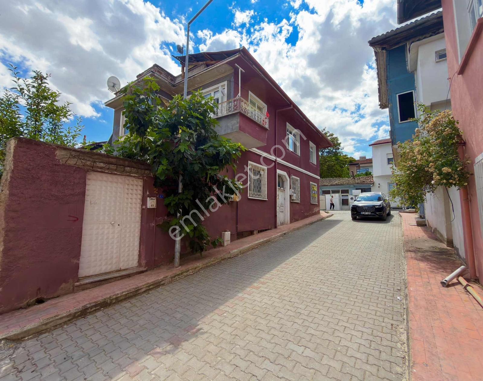Arzum Gayrimenkul Den Çarşı İçinde Müstakil Fırsat Daire - Görsel 16