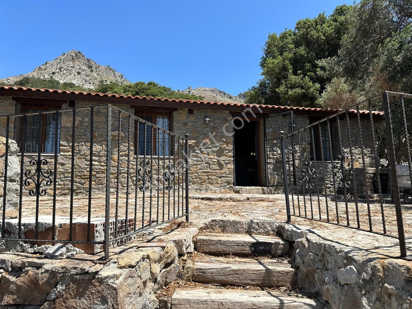İmroz Emlak'tan Müstakil Taş Ev - Görsel 29