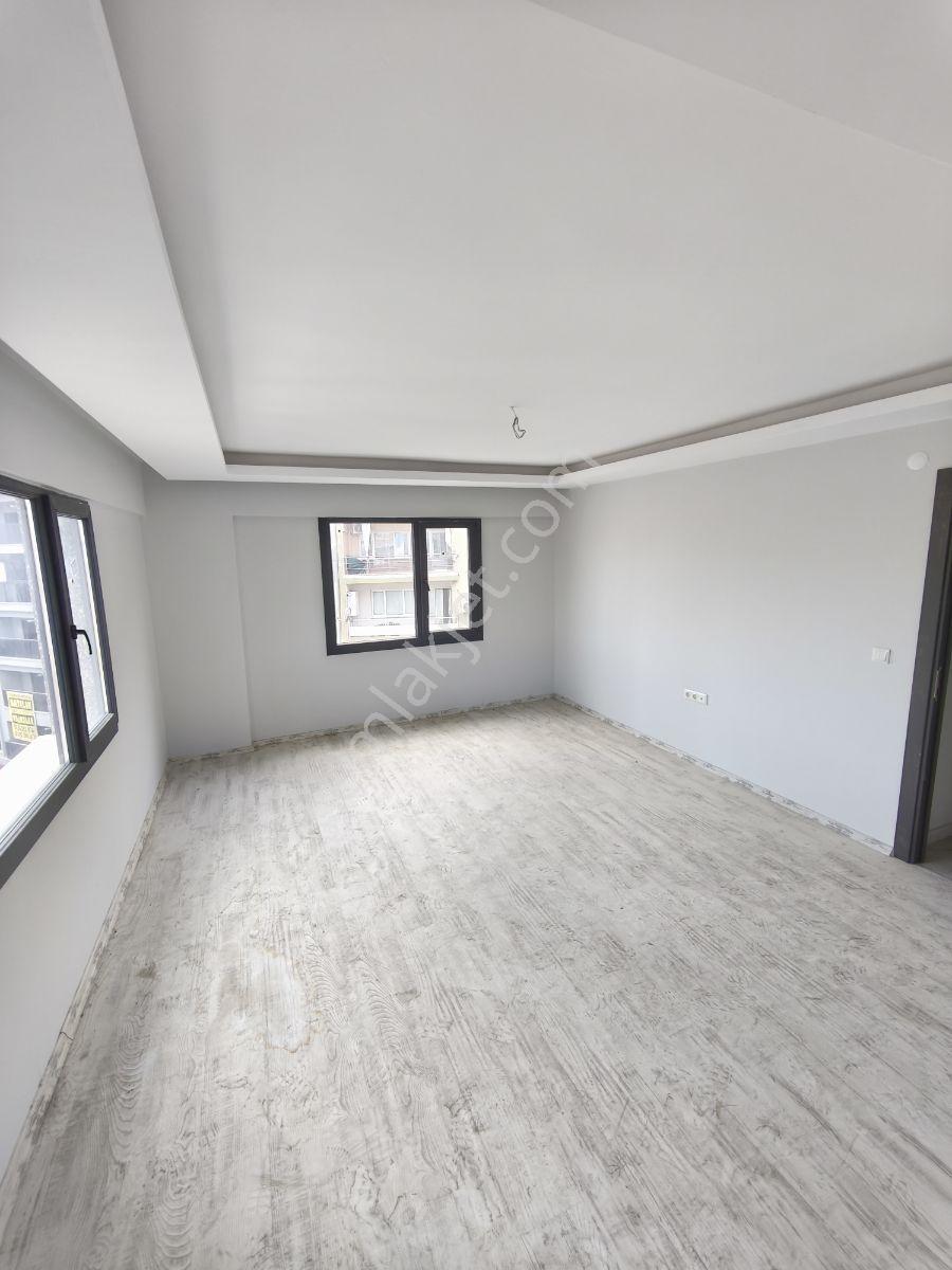 Yıldız Caddesi Üzerinde Sıfır 3+1 Arakat Yerden Isıtma Otopark - Görsel 4