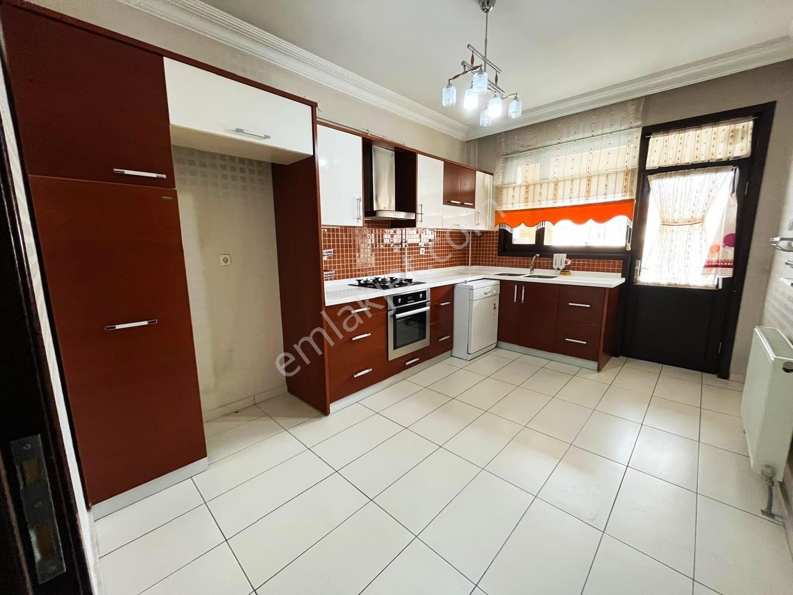 Konya Kule Site Yakınında Kiralık 3+1 Lüks Daire Ara Kat - Görsel 22