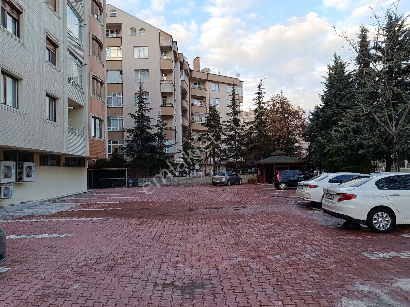 Konya Kule Site Yakınında Kiralık 3+1 Lüks Daire Ara Kat - Görsel 2