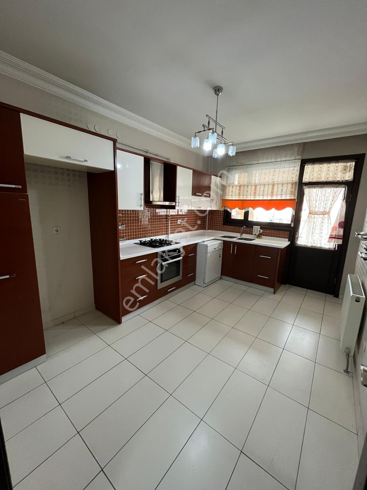 Konya Kule Site Yakınında Kiralık 3+1 Lüks Daire Ara Kat - Görsel 31