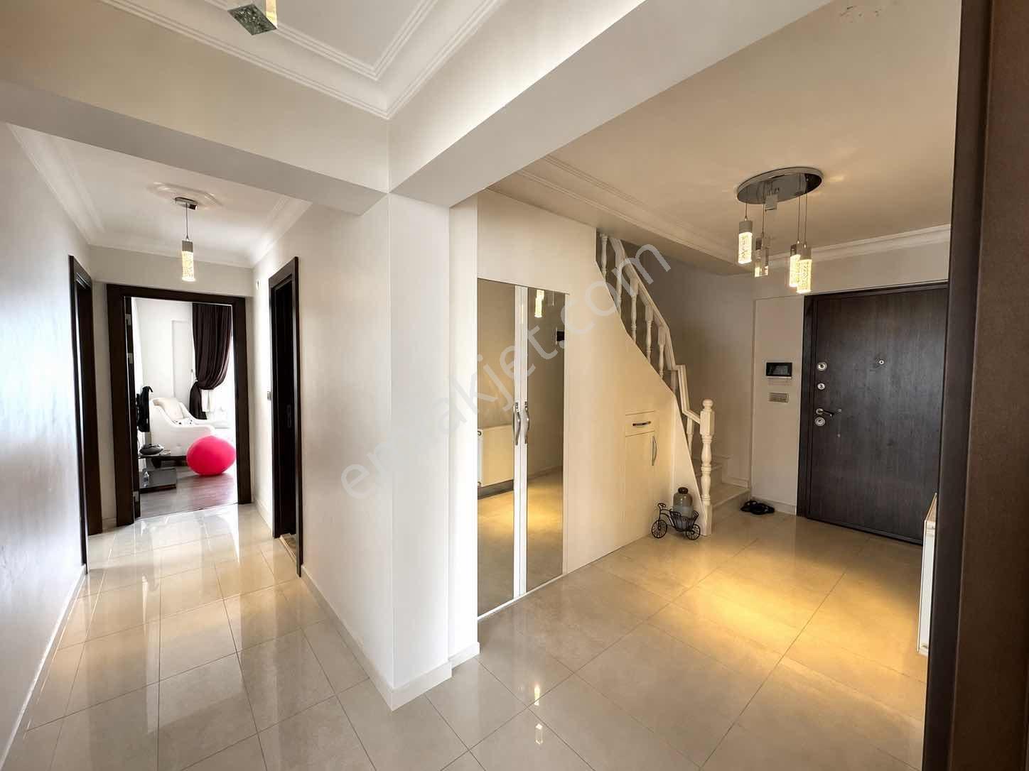 Dialog Altun Üçevler Önü Açık 6+1 Dubleks Satılık Daire - Görsel 10