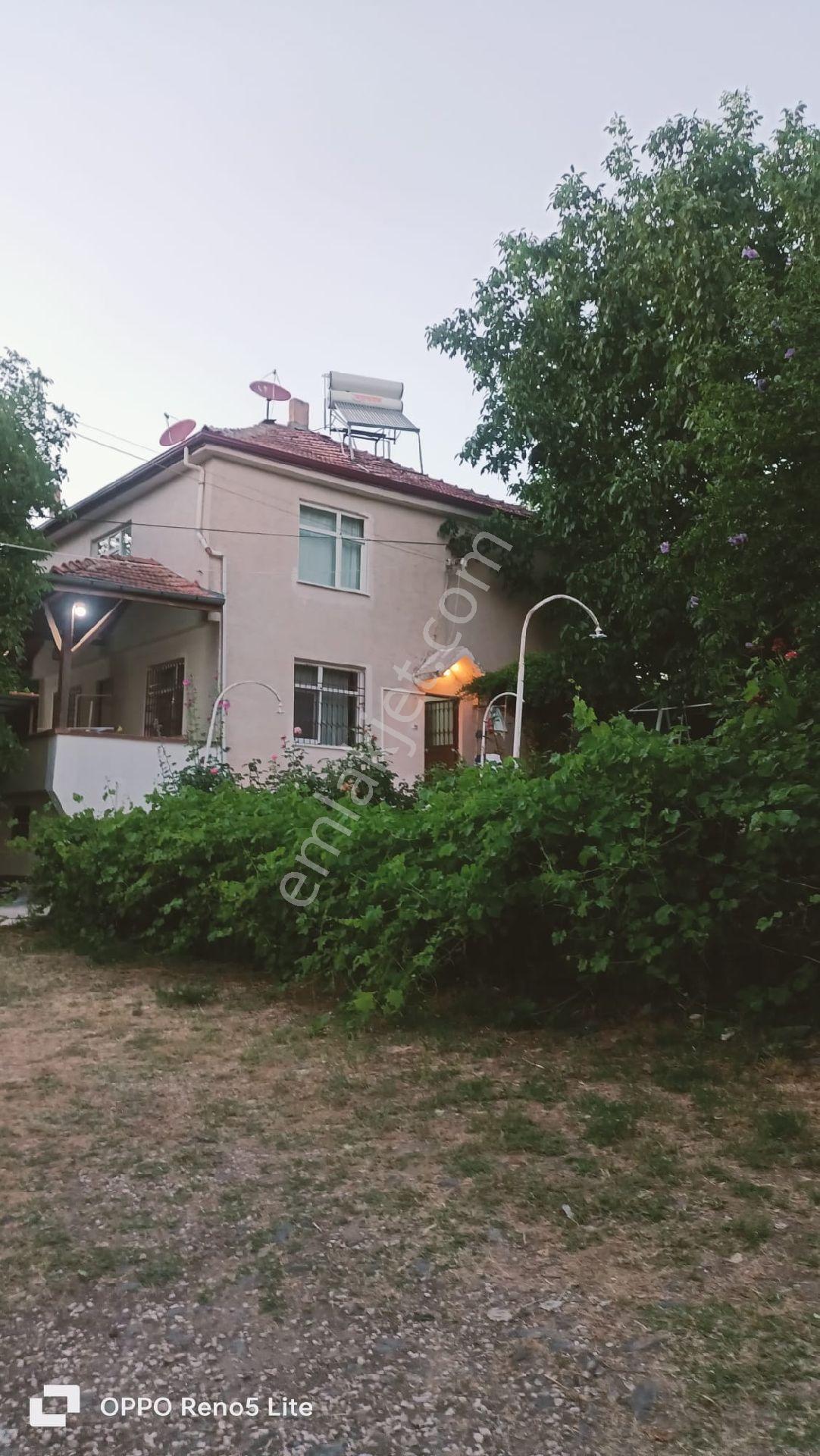 Elazığ Premar Meva Gayrimenkul'den Cip Mesire Alanının Yakınında Satılık Bahçe