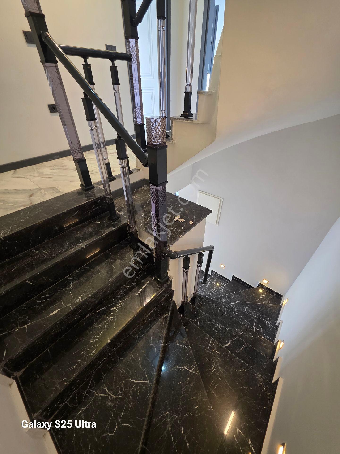 🏕 Aydın Didim Efeler Mahallesi’nde Satılık Müstakil Havuzlu Tripleks Villa 🏝 - Görsel 13