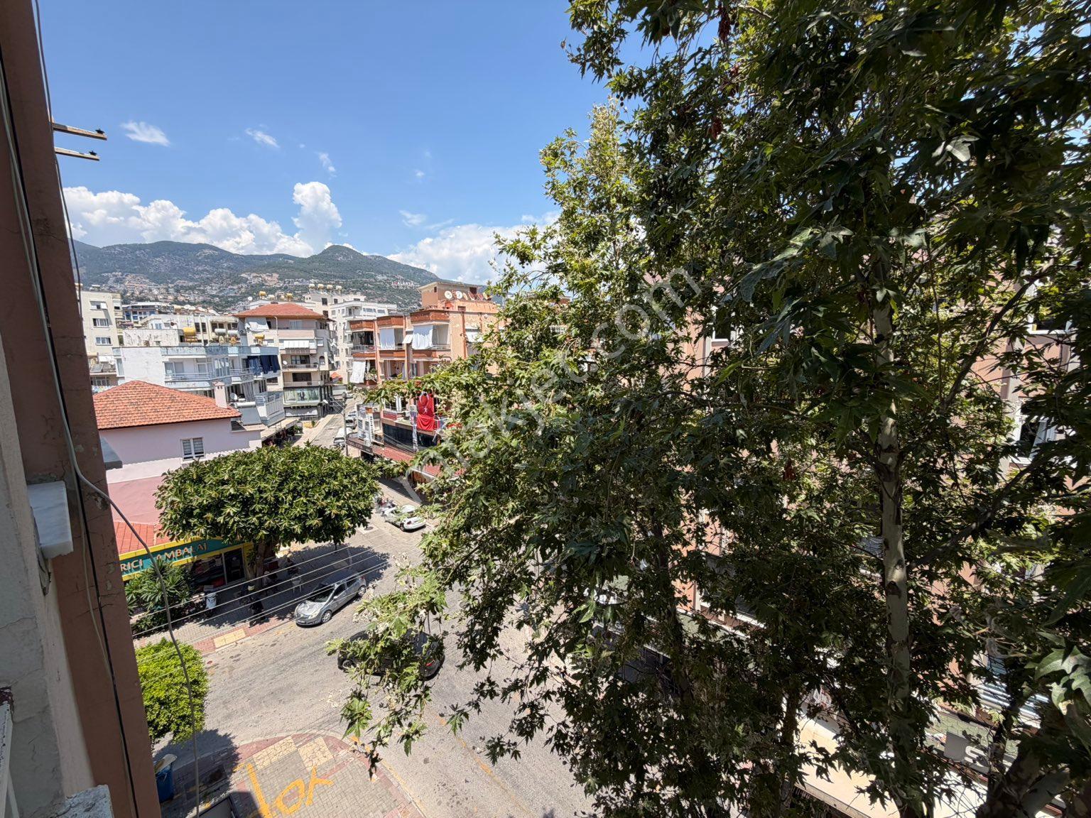 Alanya Cuma Pazarı Civarında Kiralık 2+1 Ayrı Mutfak Daire - Görsel 4