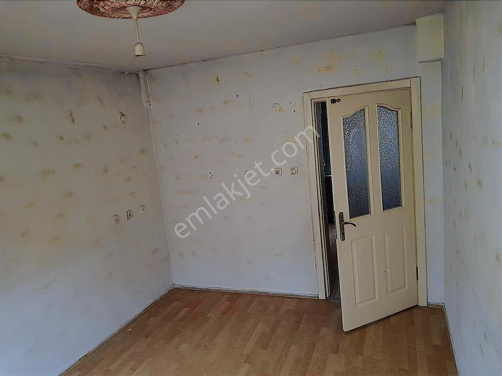 Soğanlıda Kiralık 2+1 Fırsat Daire - Görsel 9
