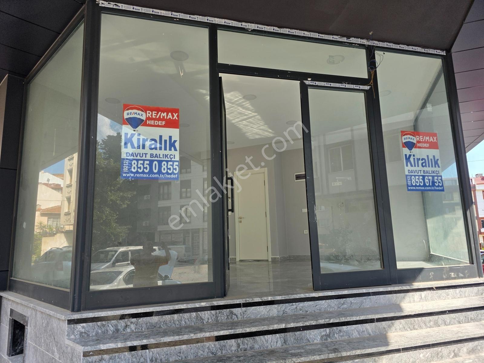 Florya Metrobüs Durağında Yeni Binada Kiralık 150 M2 Dükkan - Görsel 27