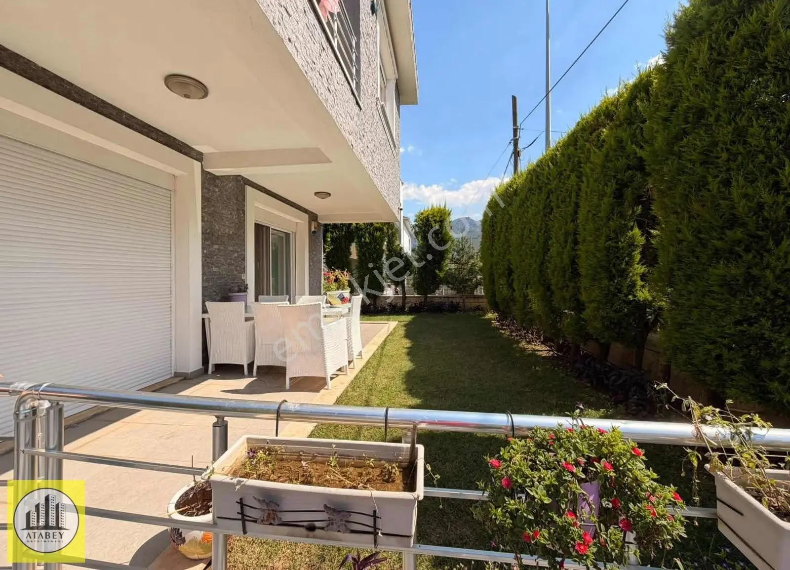 Atabey'den Şirinköy Villa Bölgesi 10 Üzeri Odalı Müstakil