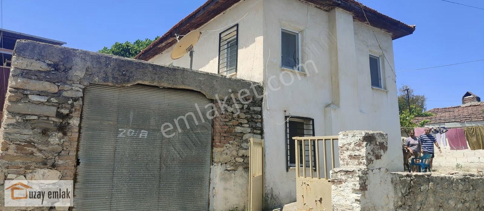 Kemikler Mahallesi'nde Köy Merkezinde Satılık Kargir Ev Ve Bahçe - Görsel 6