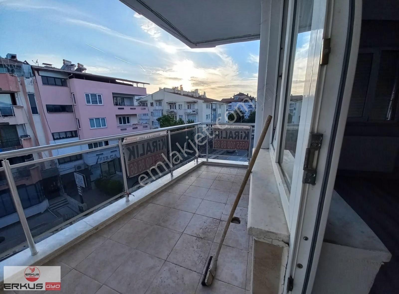 Denizli Mehmetçik'te Forum Yakını Kiralık 3+1 Daire - Görsel 11