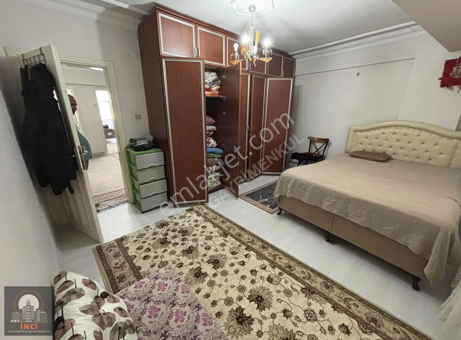 Göztepe Kapalı Pazarın Yanında Krediye Uygun Geniş Daire - Görsel 2