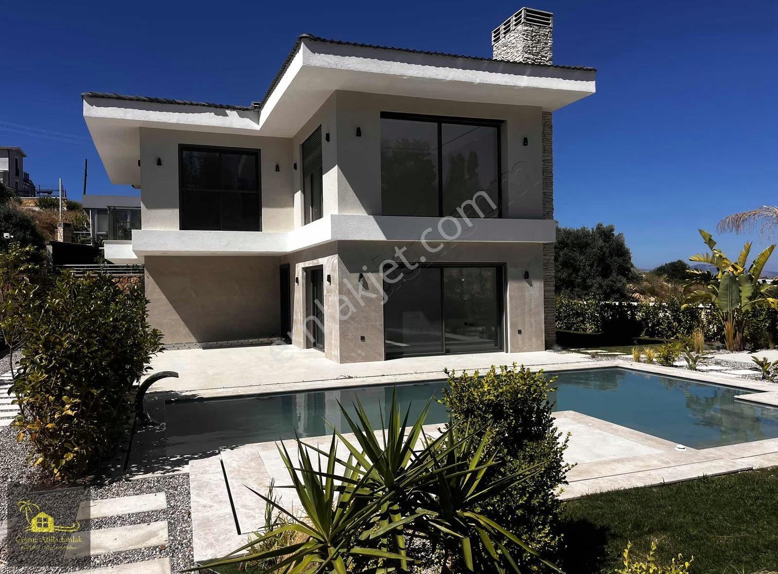 Çeşme Dalyan'da Müstakil Villa, 635m² Arsa, 5+1, Havuzlu - Görsel 5
