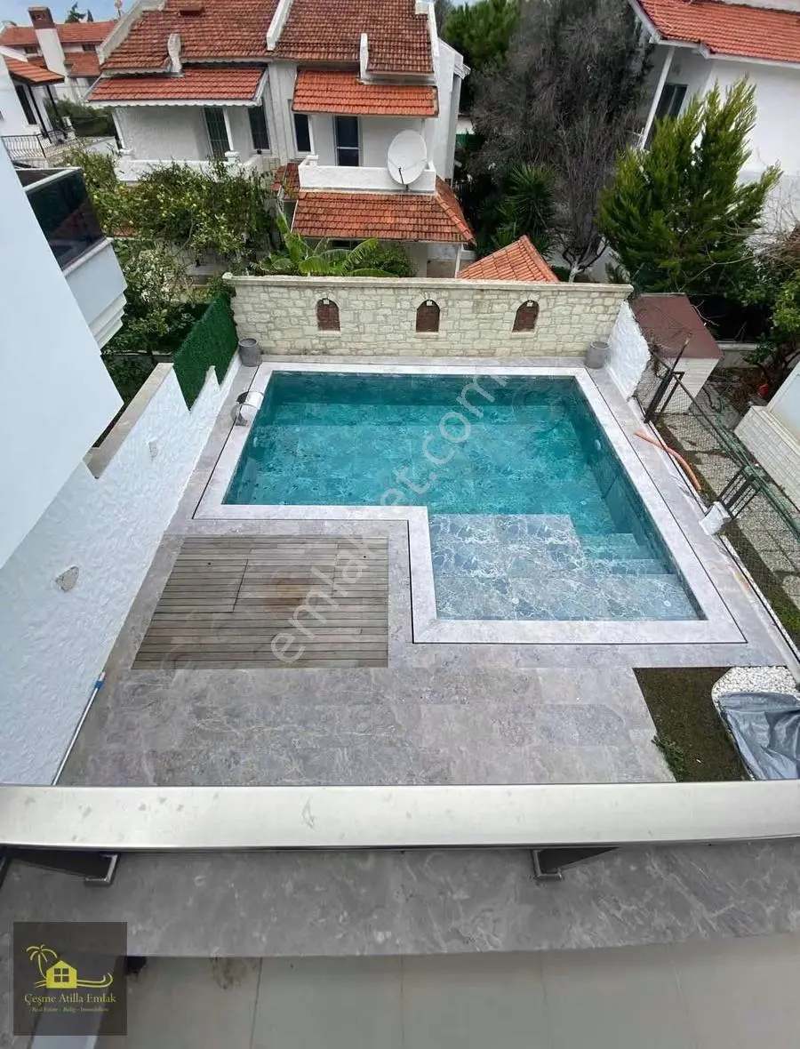 Alaçatı Çamlık'ta Müstakil Havuzlu Kiralık Villa - Görsel 10