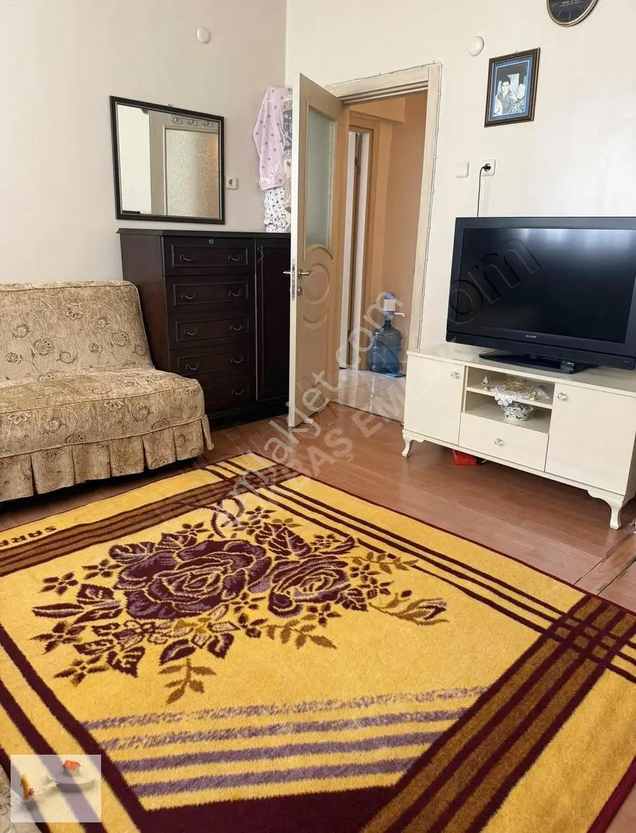Gökbaş Emlaktan Hırkai Şerif Mh.satılık 1+1kombili Düzgiriş Katı - Görsel 5