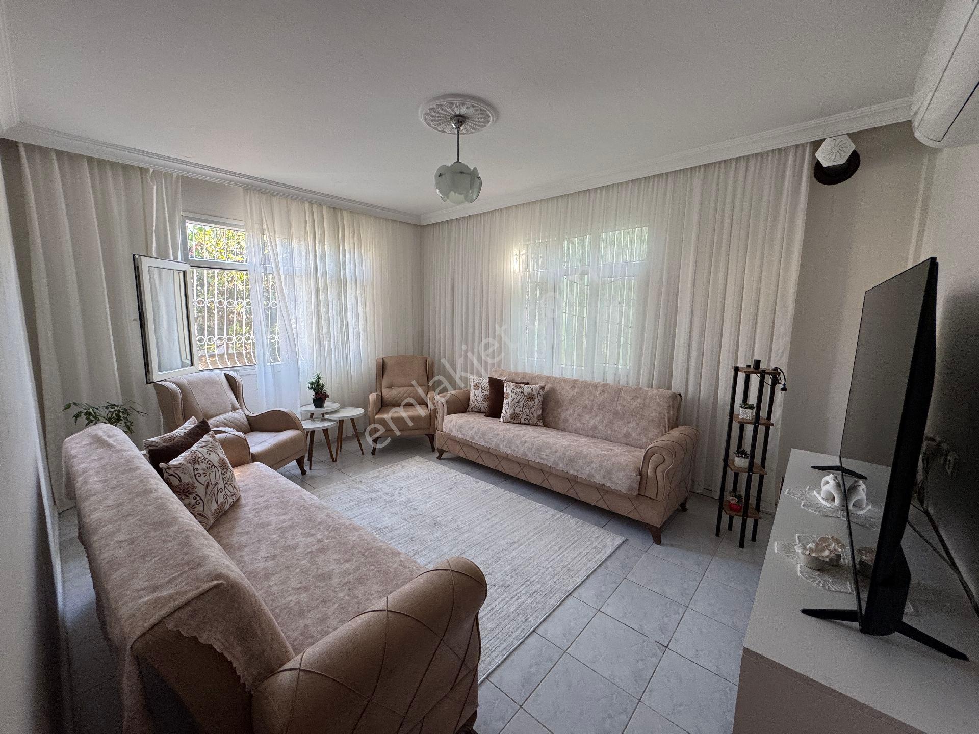 Fevzipaşa Mahallesi'nde 235m² Tek Tapu 3+1 Kapalı Mutfak Satılık Müstakil Daire - Görsel 11