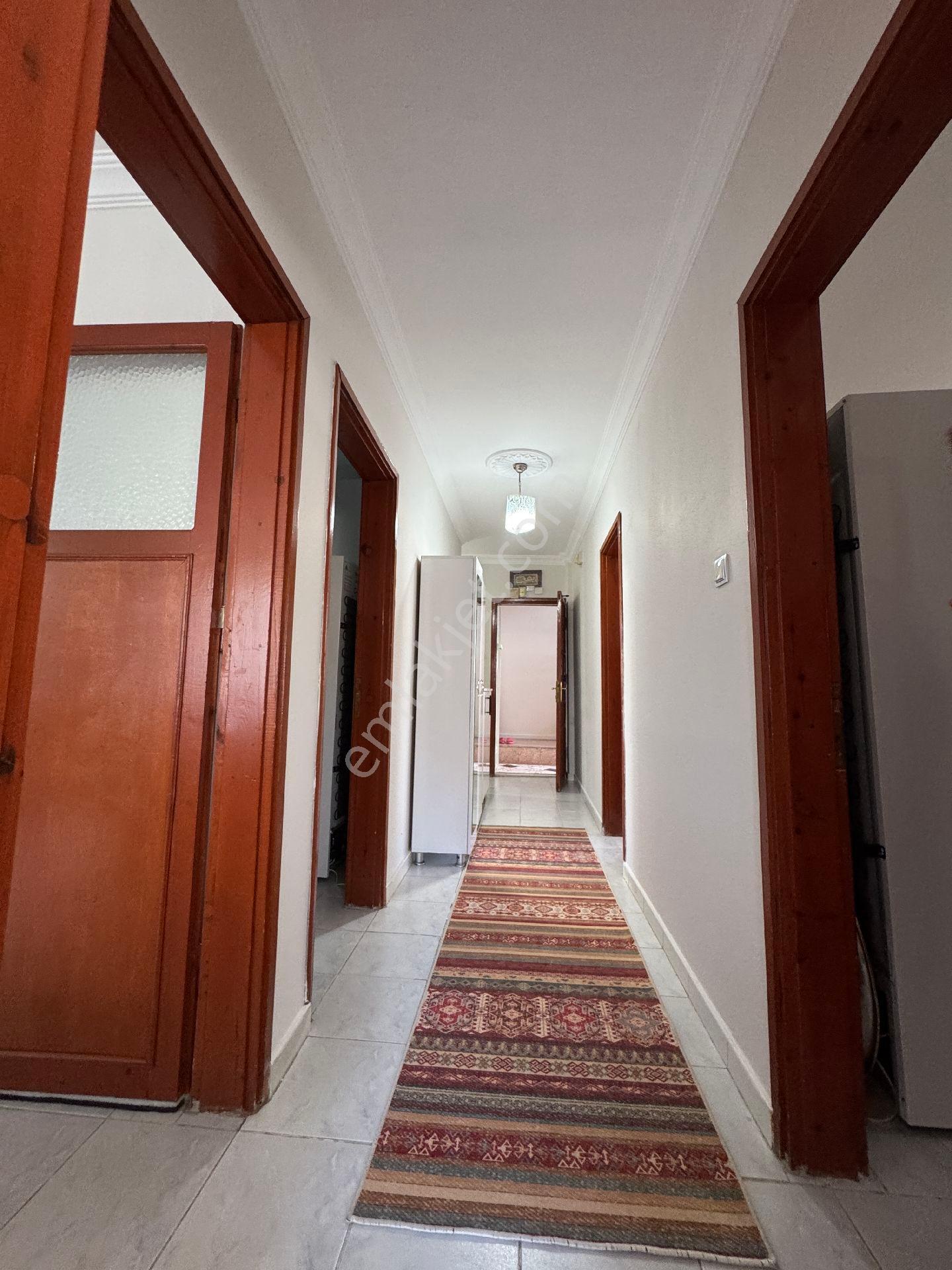 Fevzipaşa Mahallesi'nde 235m² Tek Tapu 3+1 Kapalı Mutfak Satılık Müstakil Daire - Görsel 14