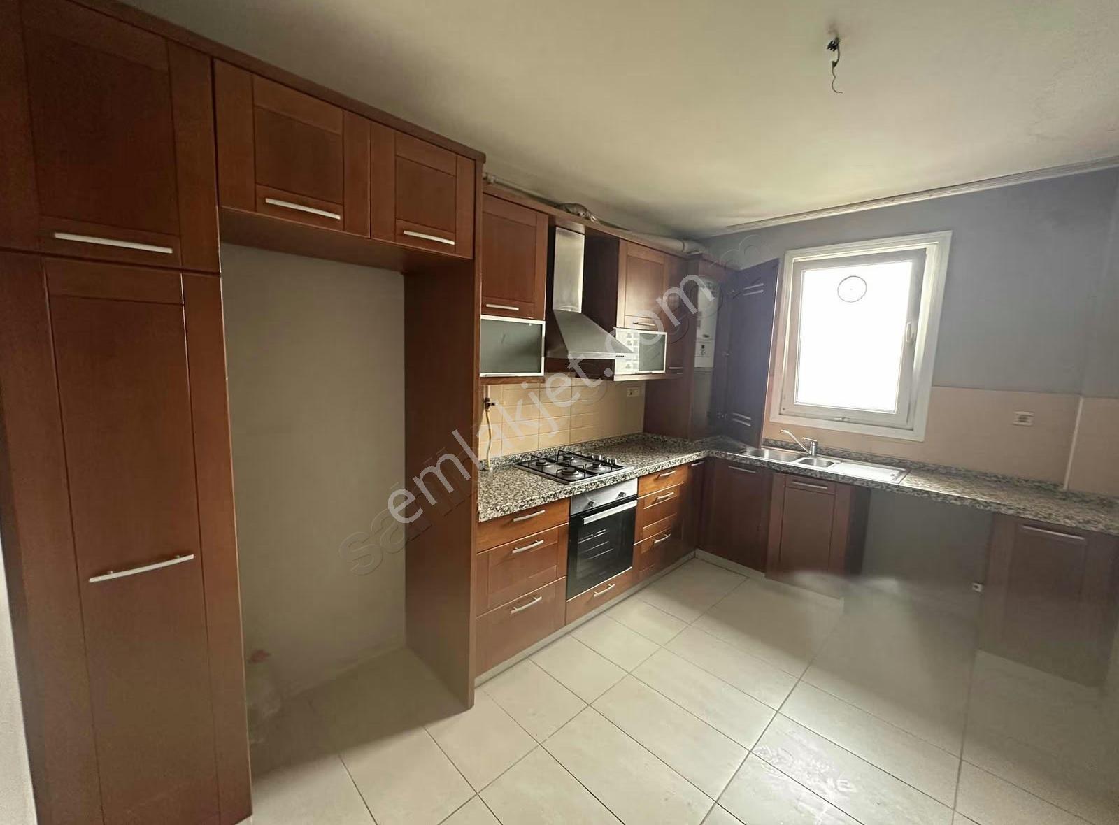 Özer Emlakdan Valide Suyu Konakları Nda Kiralık 2+1 Daire - Görsel 6