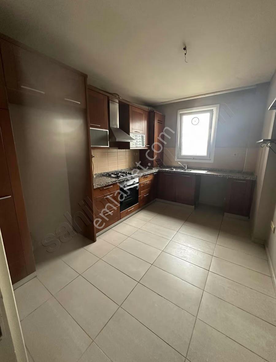 Özer Emlakdan Valide Suyu Konakları Nda Kiralık 2+1 Daire - Görsel 3