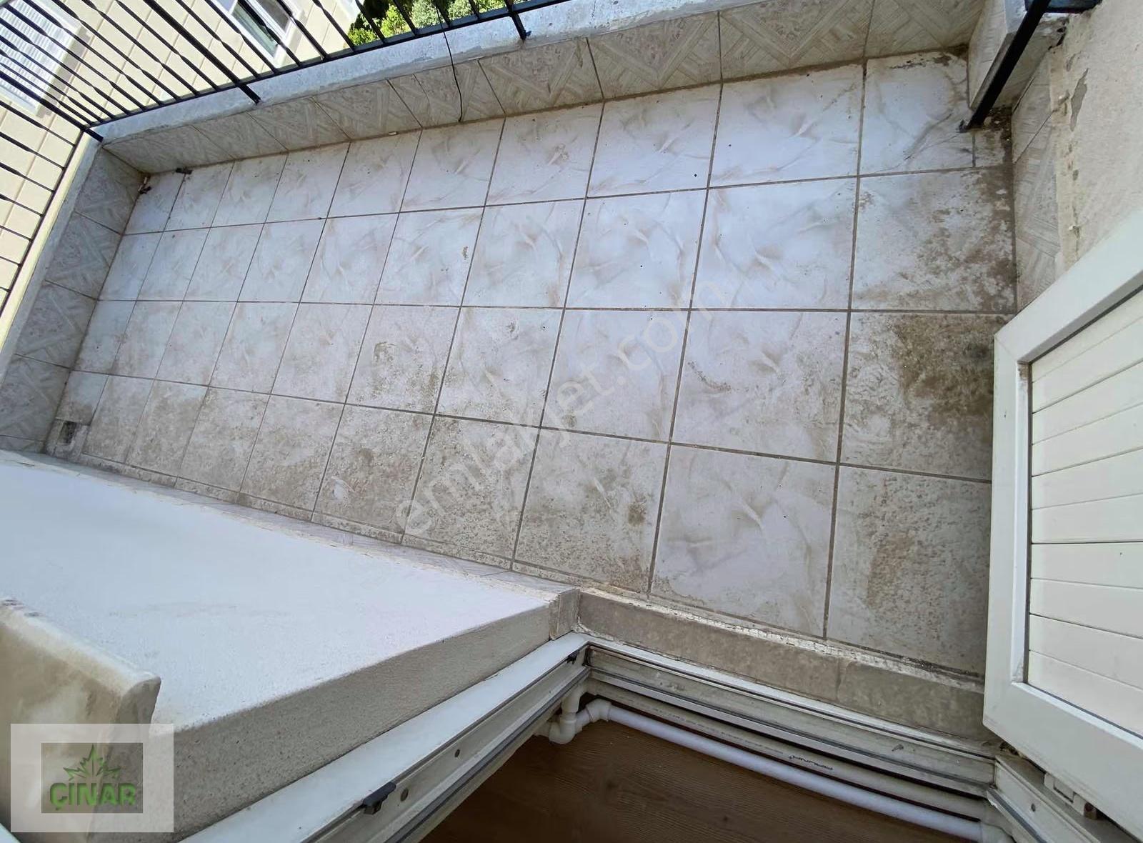 Atatürk Caddesi Üzerinde Doğalgazlı Ara Kat Geniş 3+1 Kiralık - Görsel 15
