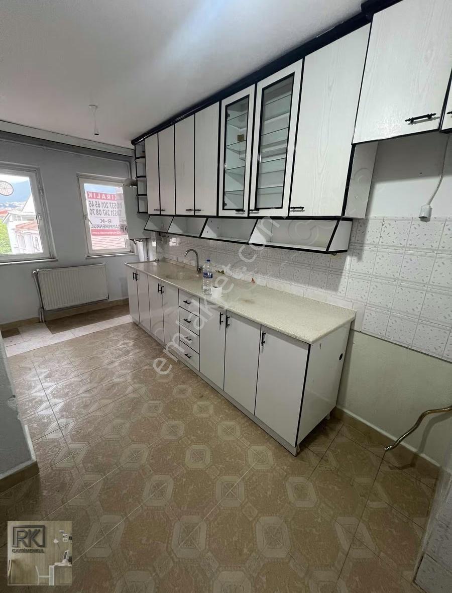 Osmangazi'de Kiralık 4+1 Daire, 170m², Merkezi Konumda! - Görsel 7