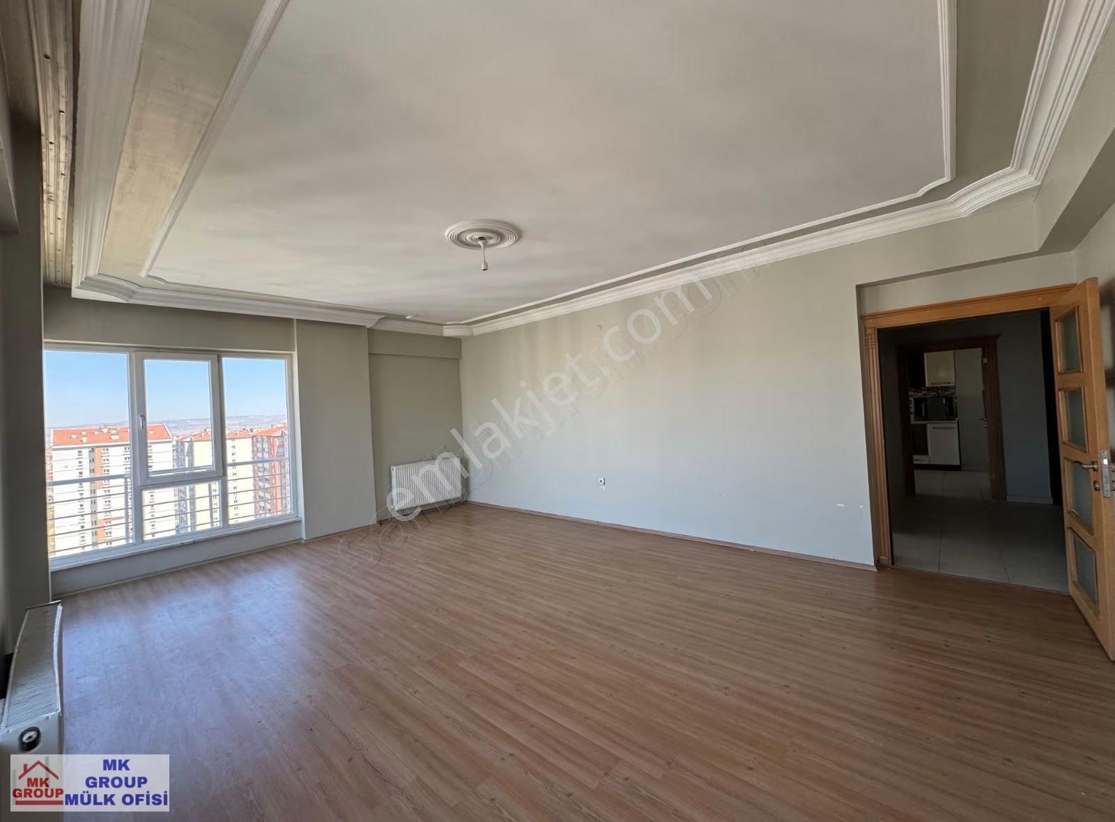 Karasu Caddesinde 3+1 Çift Banyolu Geniş Kiralık Daire - Görsel 17