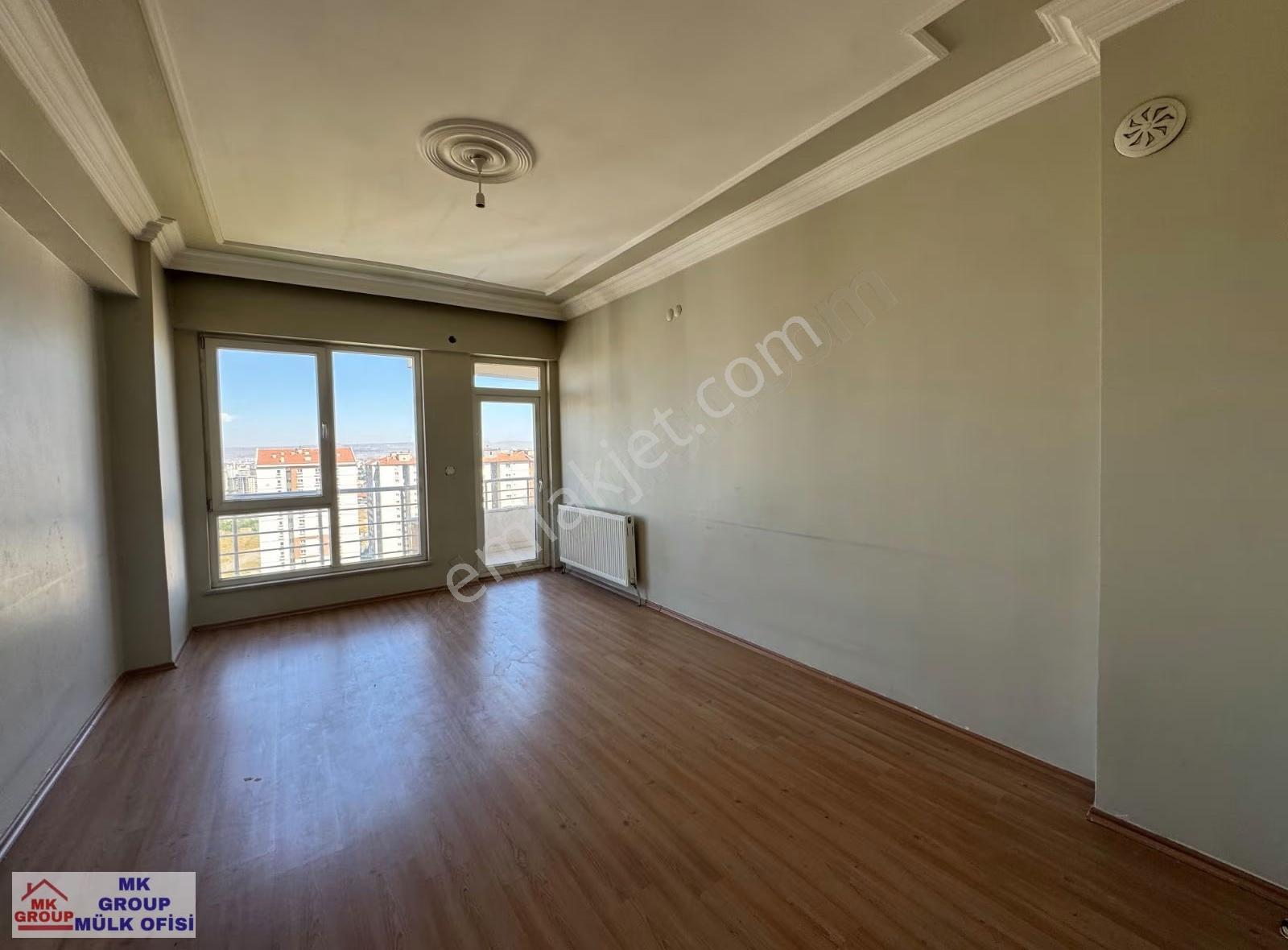 Karasu Caddesinde 3+1 Çift Banyolu Geniş Kiralık Daire - Görsel 10