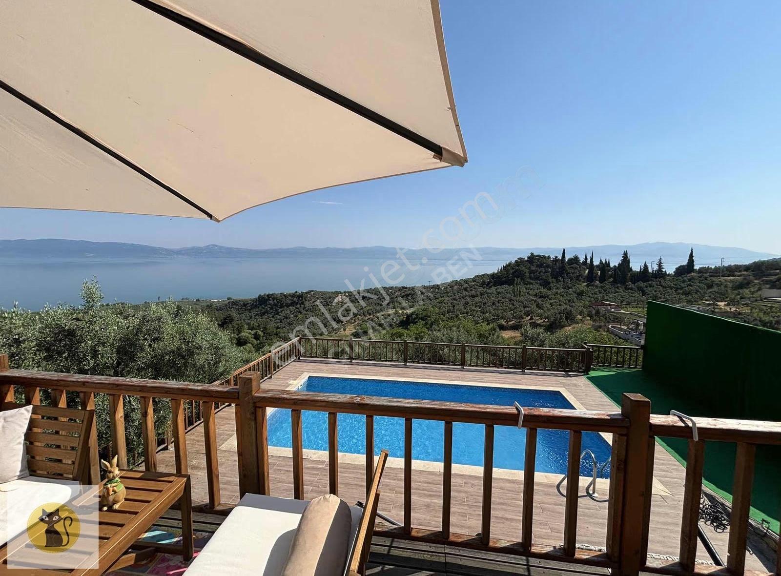Panoramik Göl Manzaralı Havuzlu Satılık Lüks Bungalov - Görsel 4