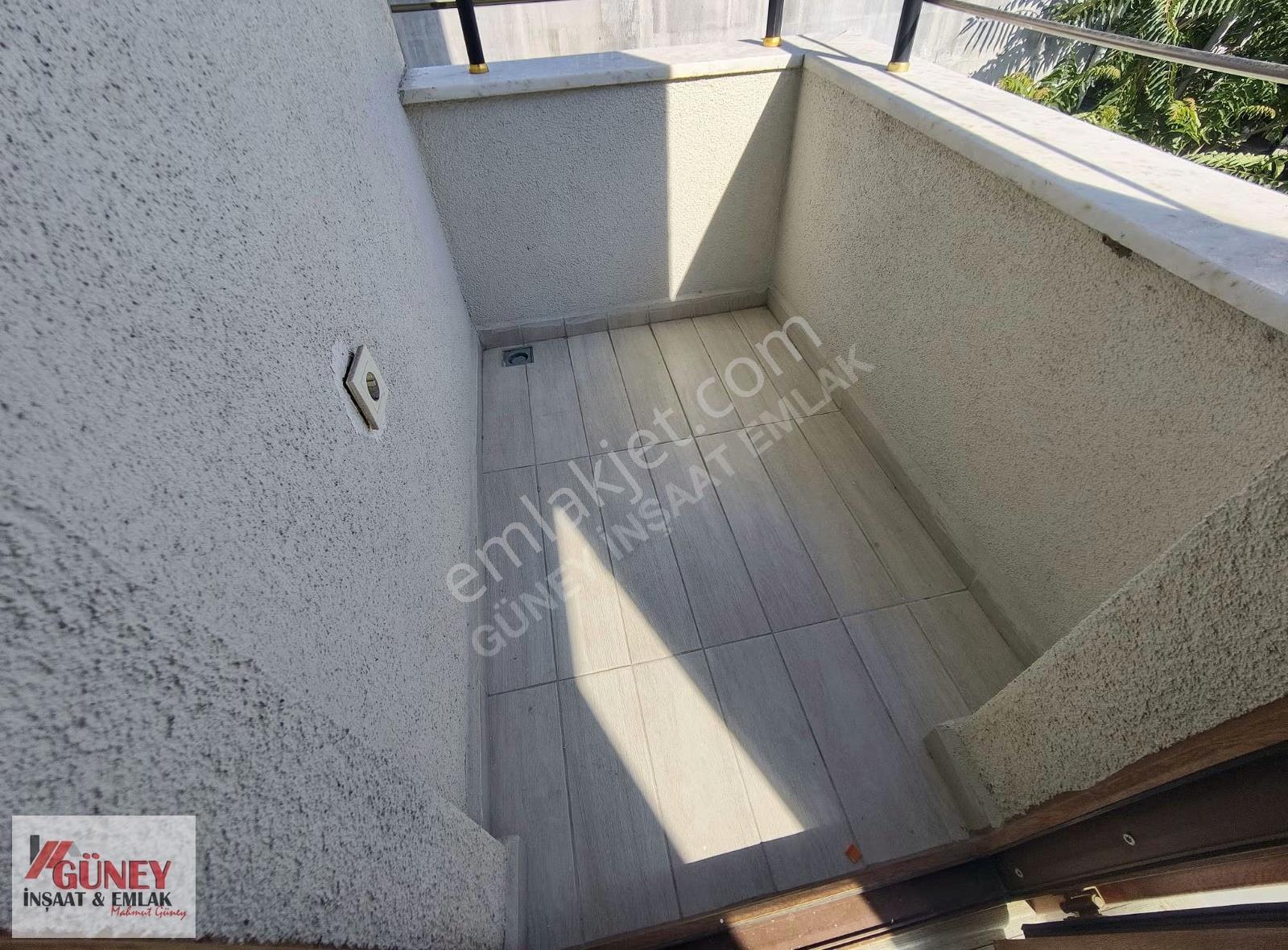 Güneyden Metronun Dibinde Yeni Binada 2+1.80m2 Daire - Görsel 18