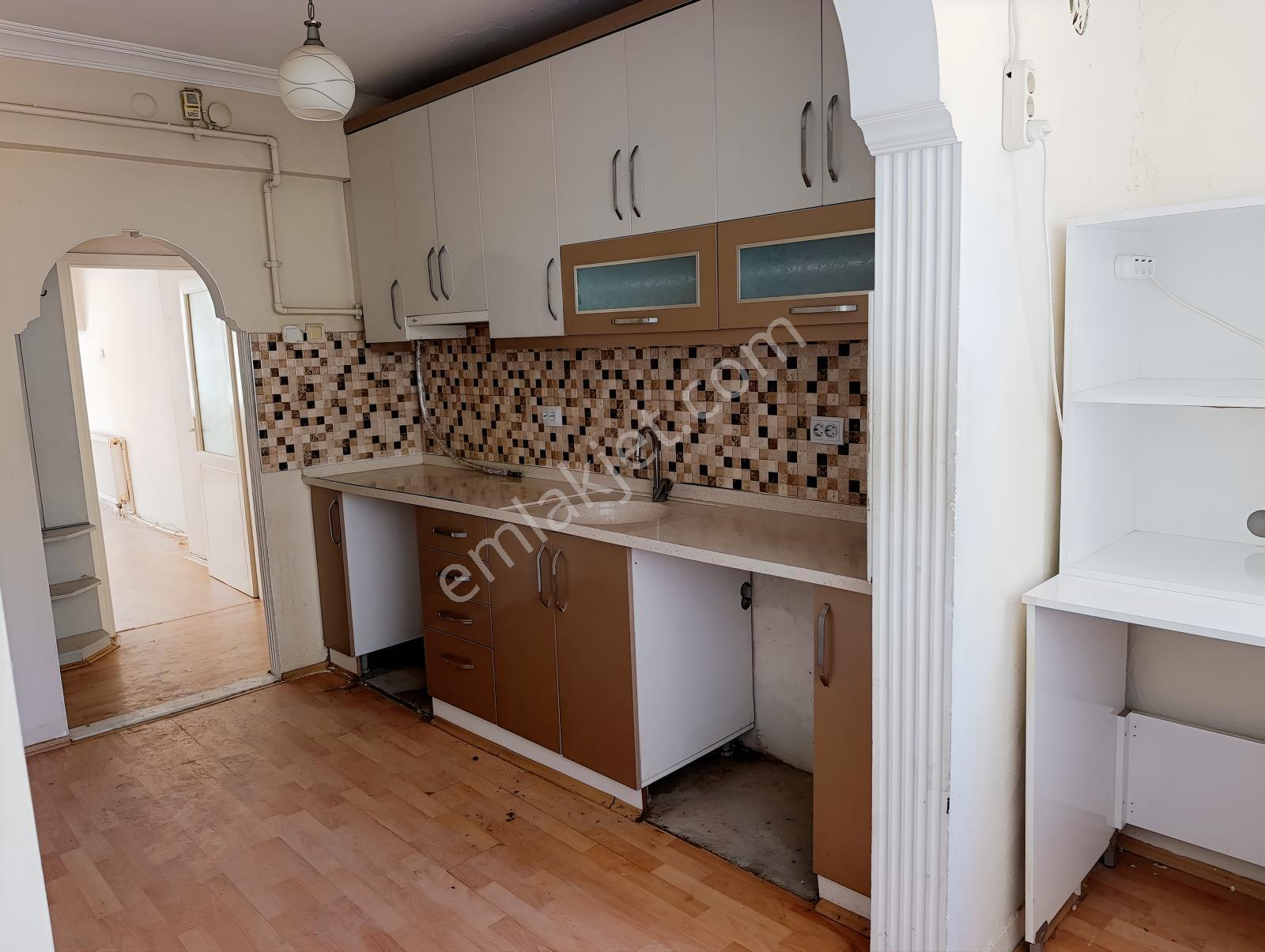 Yarış Ortaokulu Yanında 2+1 90 M2 Daire - Görsel 12