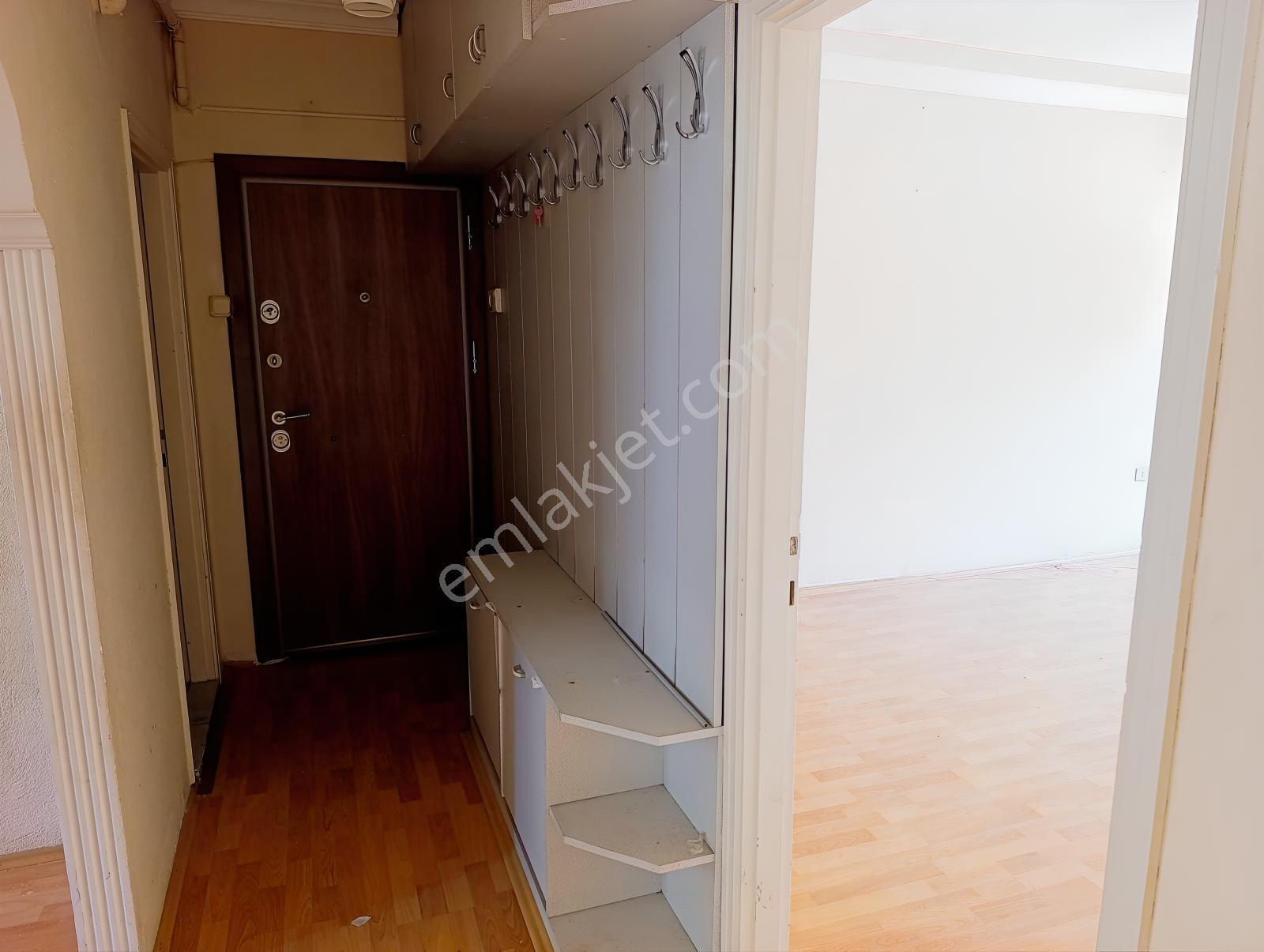 Yarış Ortaokulu Yanında 2+1 90 M2 Daire - Görsel 6