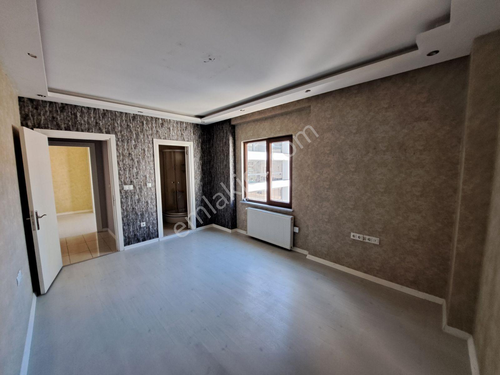 Özlüce Bulvarında Metroya Yakın, Prestijli Yerde Kiralık 3+1 - Görsel 15