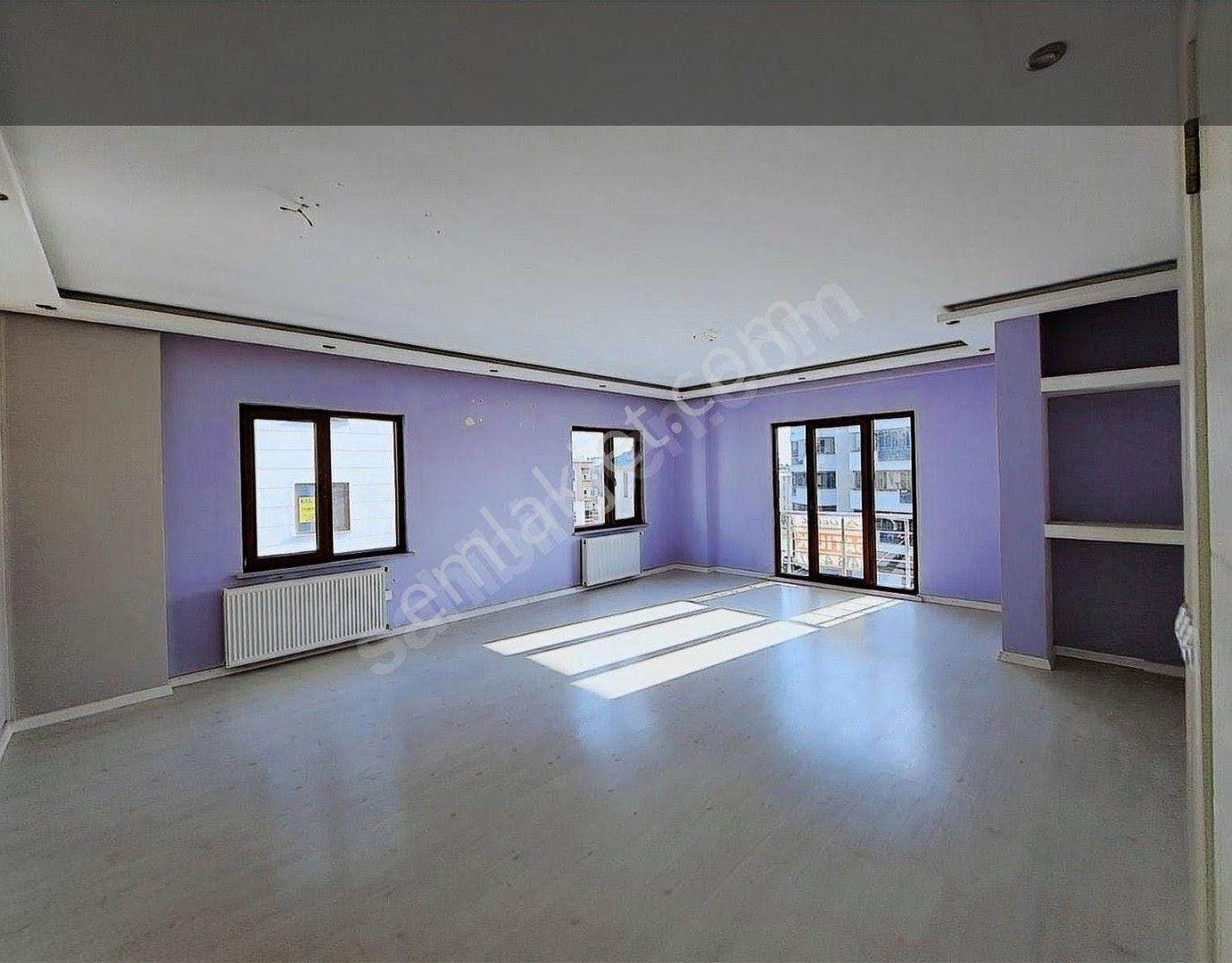Özlüce Bulvarında Metroya Yakın, Prestijli Yerde Kiralık 3+1 - Görsel 5