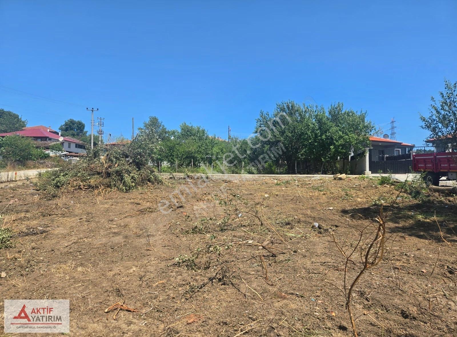 Kandıra Pelitpınarı Köy İçinde %40 İmarlı 991 M2 Asfalt Cepheli - Görsel 3