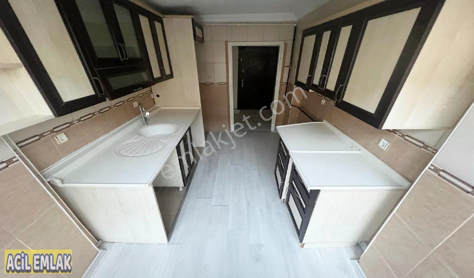 Acil Emlaktan Tayfun Caddesinde _altı Daire _kat Konumunda - Görsel 15
