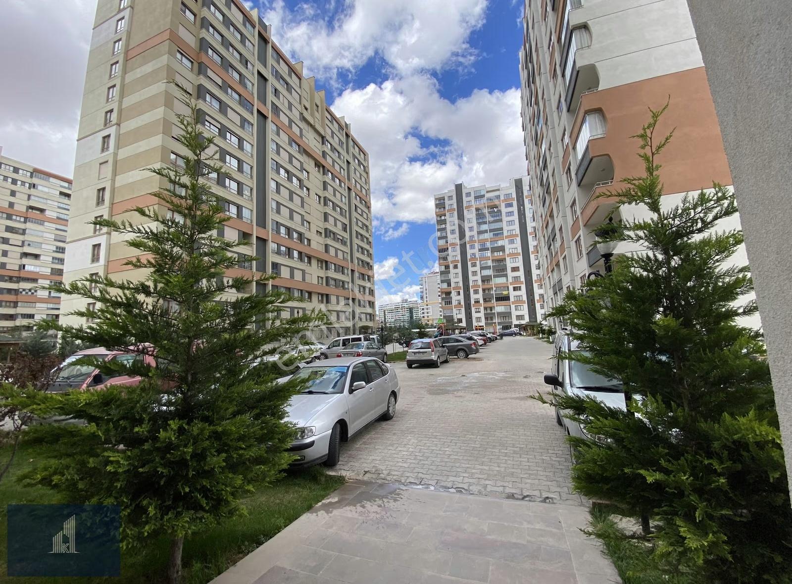 Kadir Dikici'den Beyşehir Caddesinde Site İçi Kiralık 4+1 Daire - Görsel 2