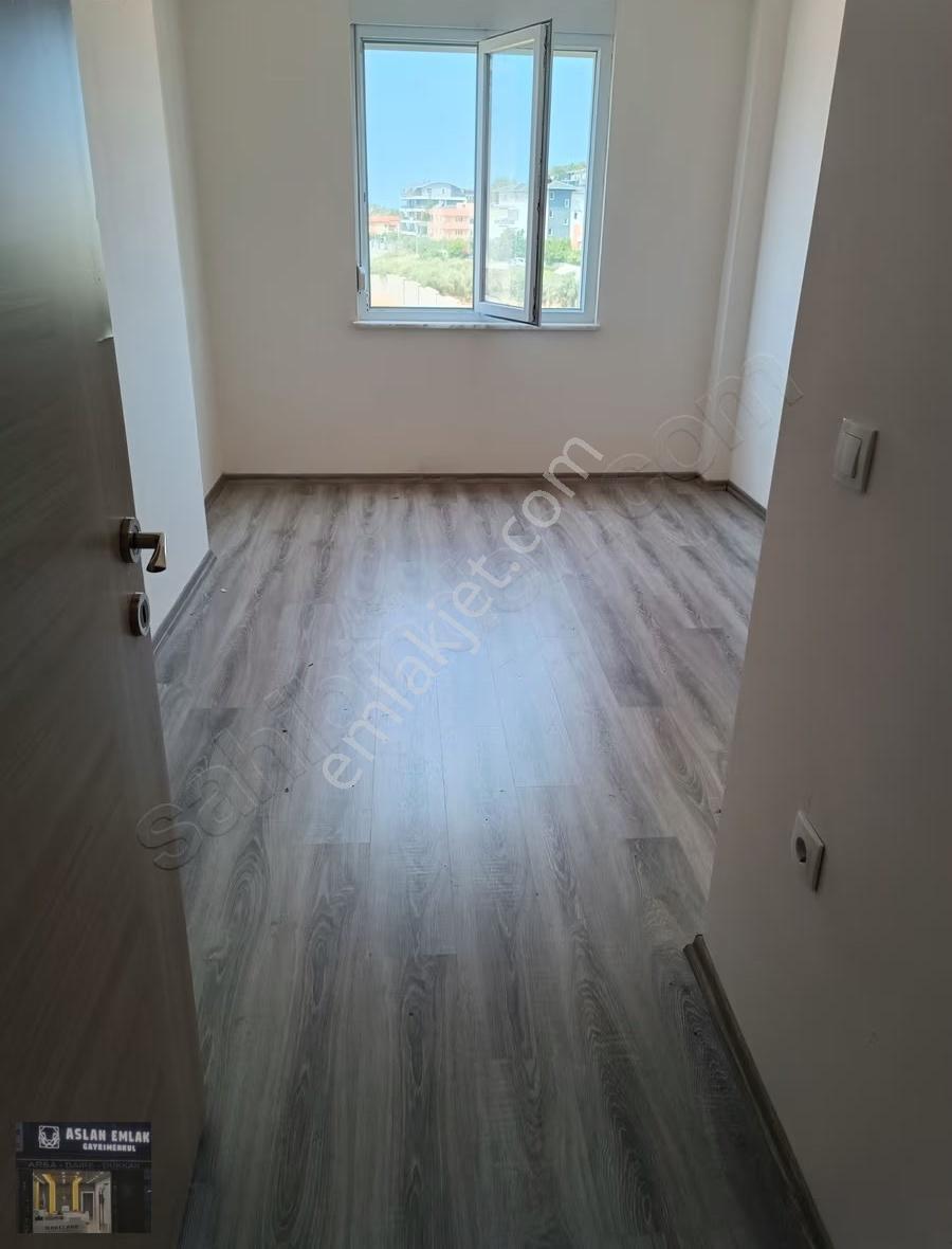 Pazarcı Mahallesinde Ayrı Mutfak 2+1 Geniş Daire - Görsel 23
