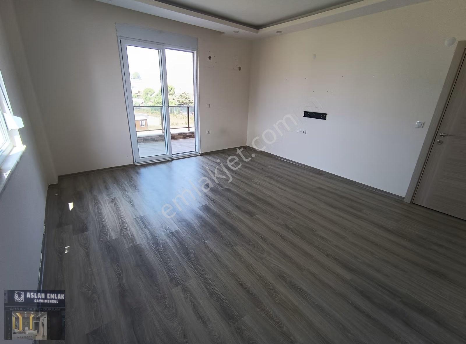 Pazarcı Mahallesinde Ayrı Mutfak 2+1 Geniş Daire - Görsel 17