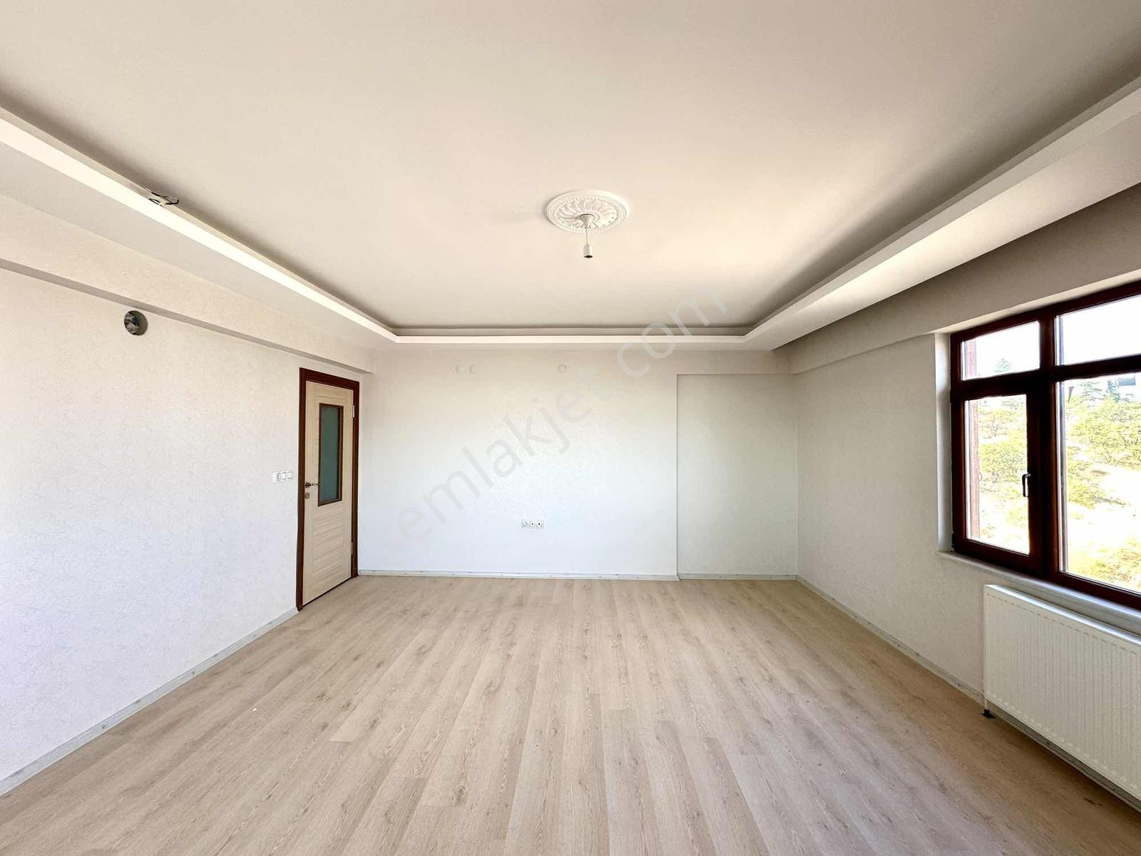 An-ka'dan Eşsiz Manzaralı 4+1 195m2 Fırsat Daire - Görsel 13