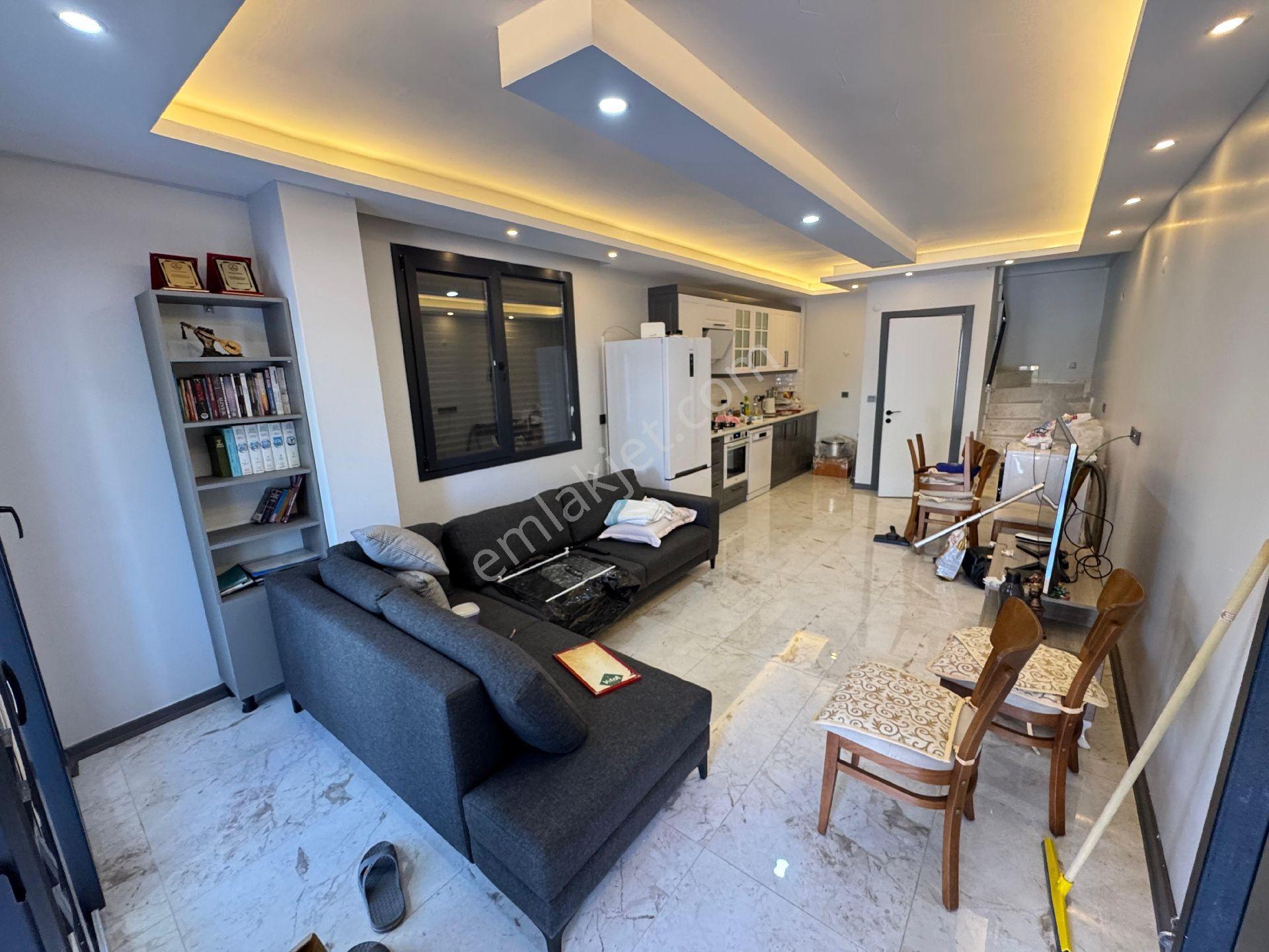 İzmir Seferihisar Atatürk Mahallesin De Satılık Ful Esyali 2+1 Villa - Görsel 10