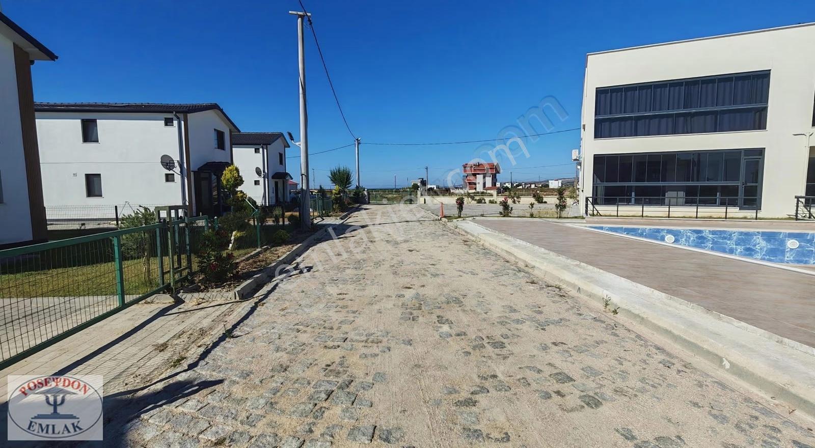 Umurbey Altında Denize 200m Site İçi Havuzlu 1+1 Daire - Görsel 2
